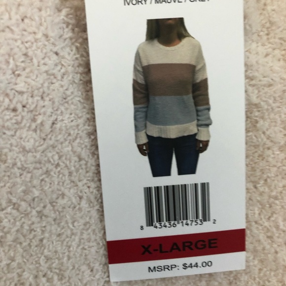 Soft sweater - Picture 2 of 2